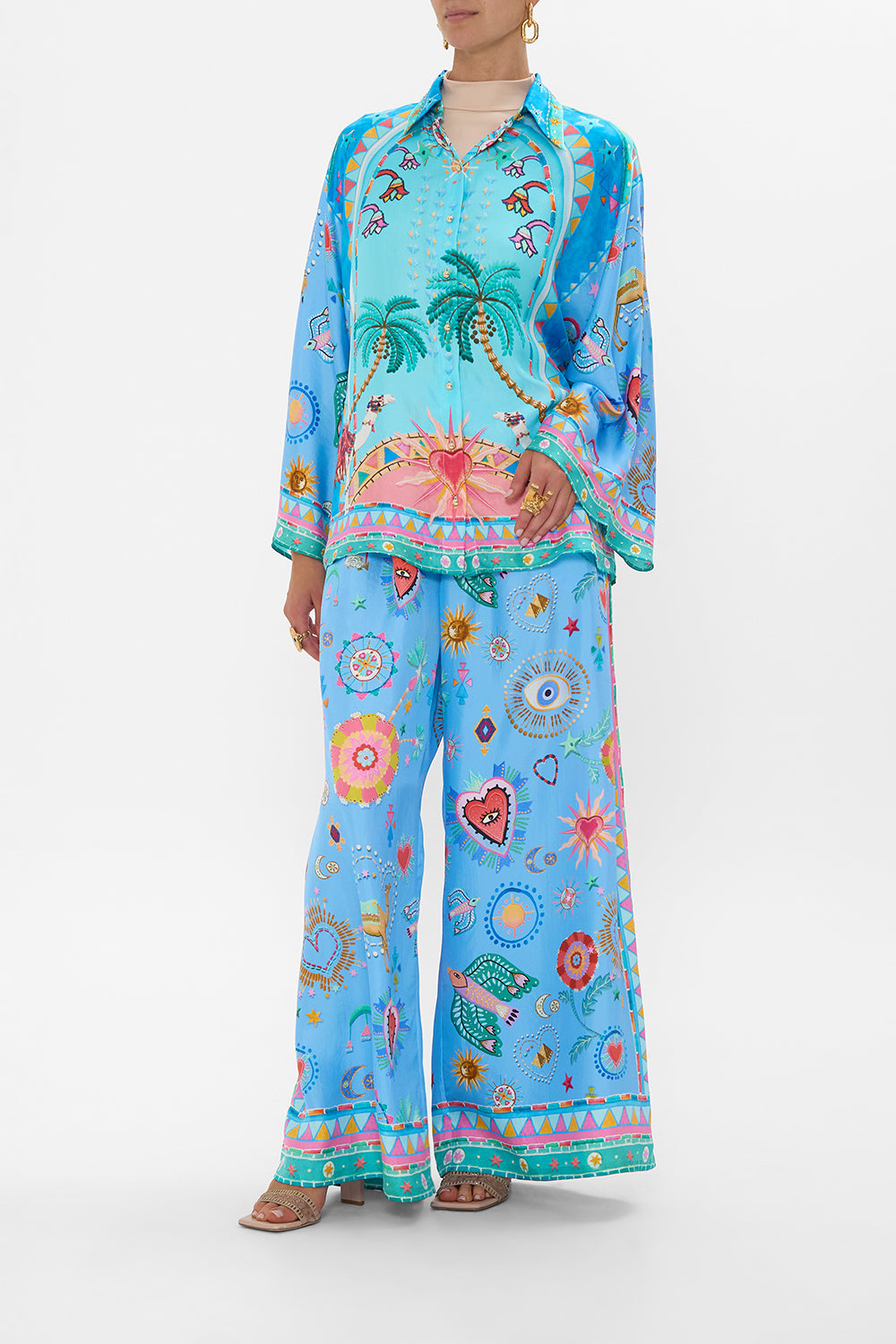 WIDE SLEEVE BLOUSE A PAINTED VILLAGE