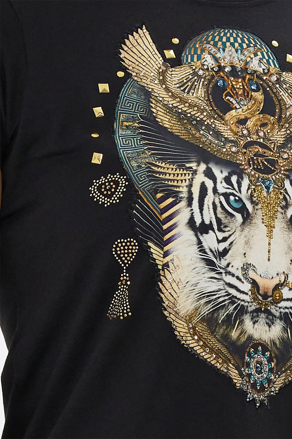 SLIM FIT ROUND NECK T-SHIRT - BLK/GOLD CALL ME CLEOPATRA