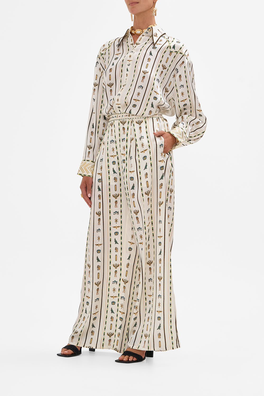 CAMILLA Tuck Front Pant in Valley Of The Queens print