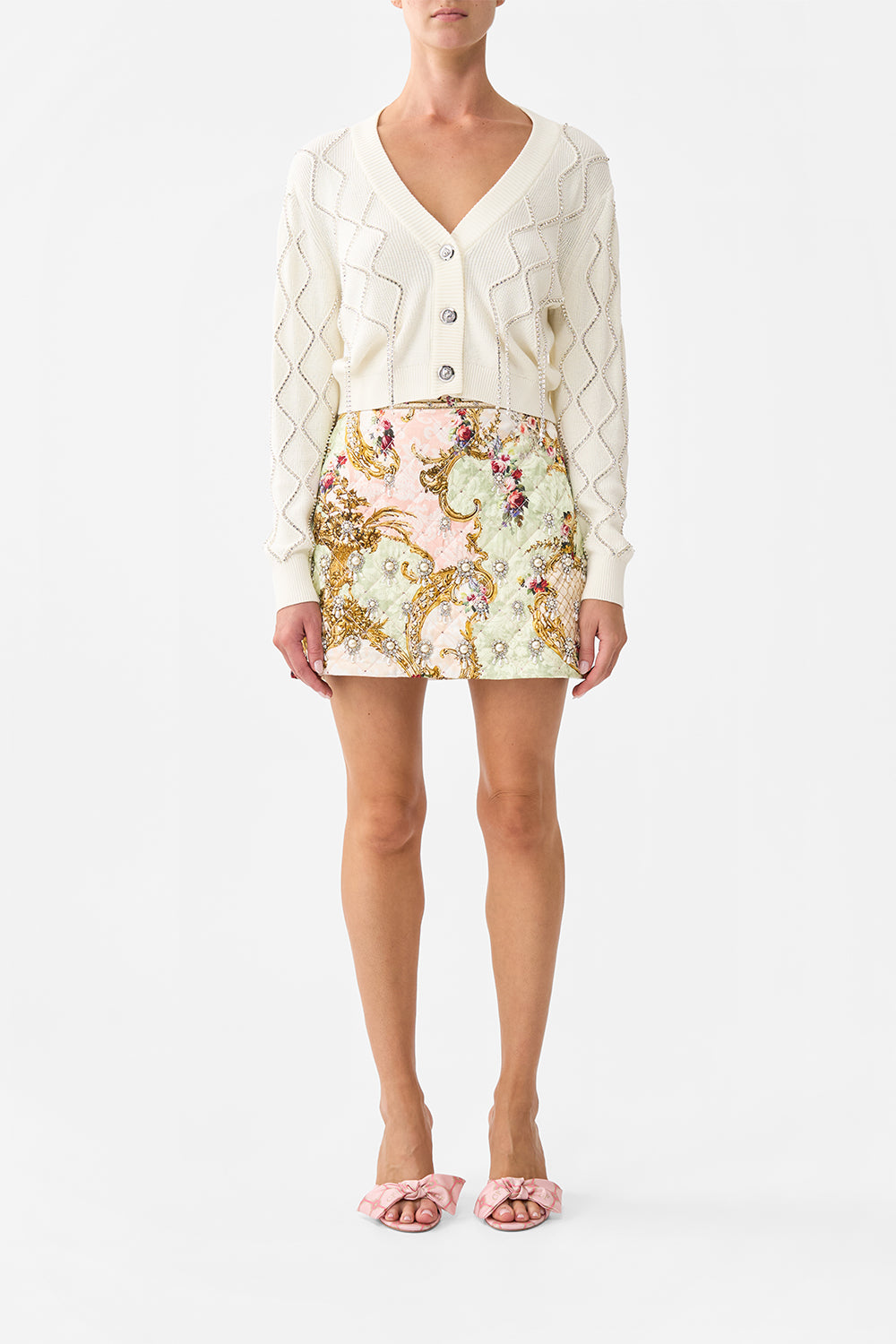 The CAMILLA CROPPED KNIT CARDIGAN THE QUEENS QUARTERSTHE QUEENS QUARTERS
