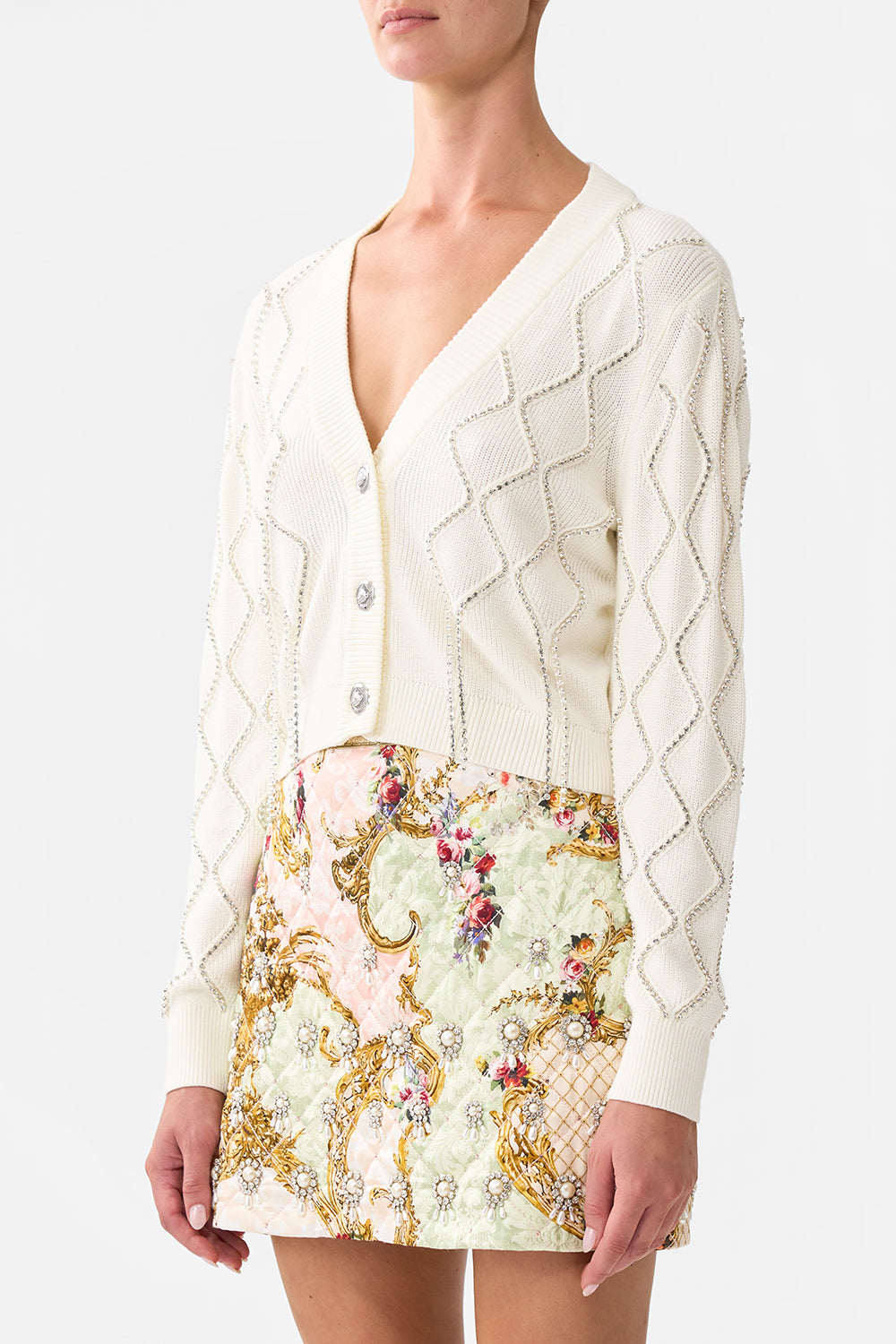 The CAMILLA CROPPED KNIT CARDIGAN THE QUEENS QUARTERS