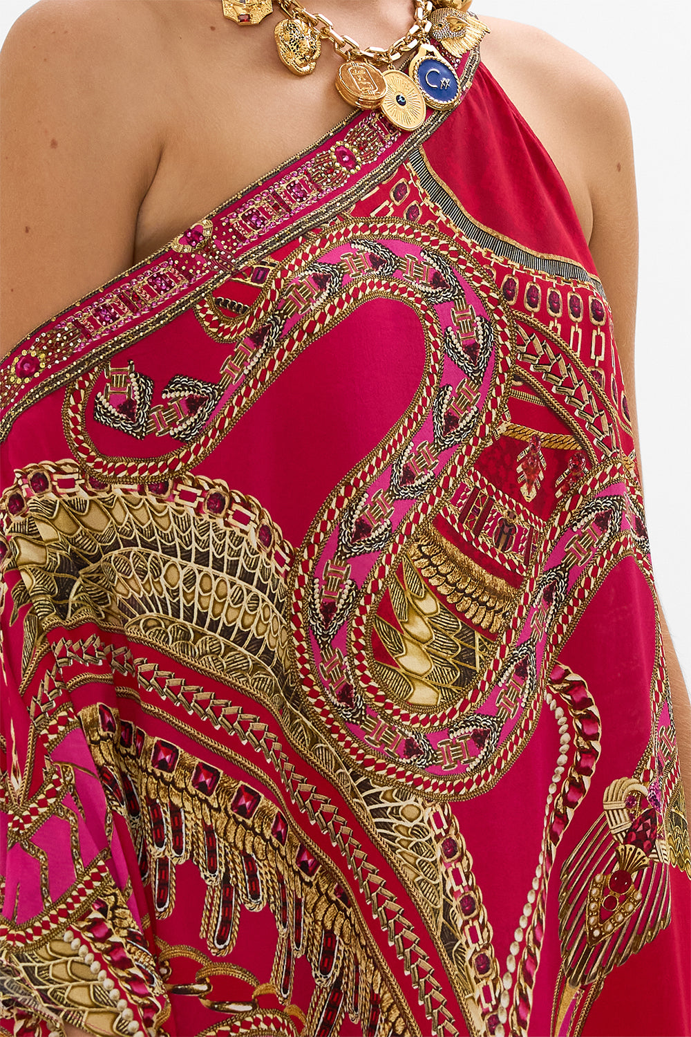 ONE SHOULDER KAFTAN WITH NECKBAND KISSED BY A COBRA