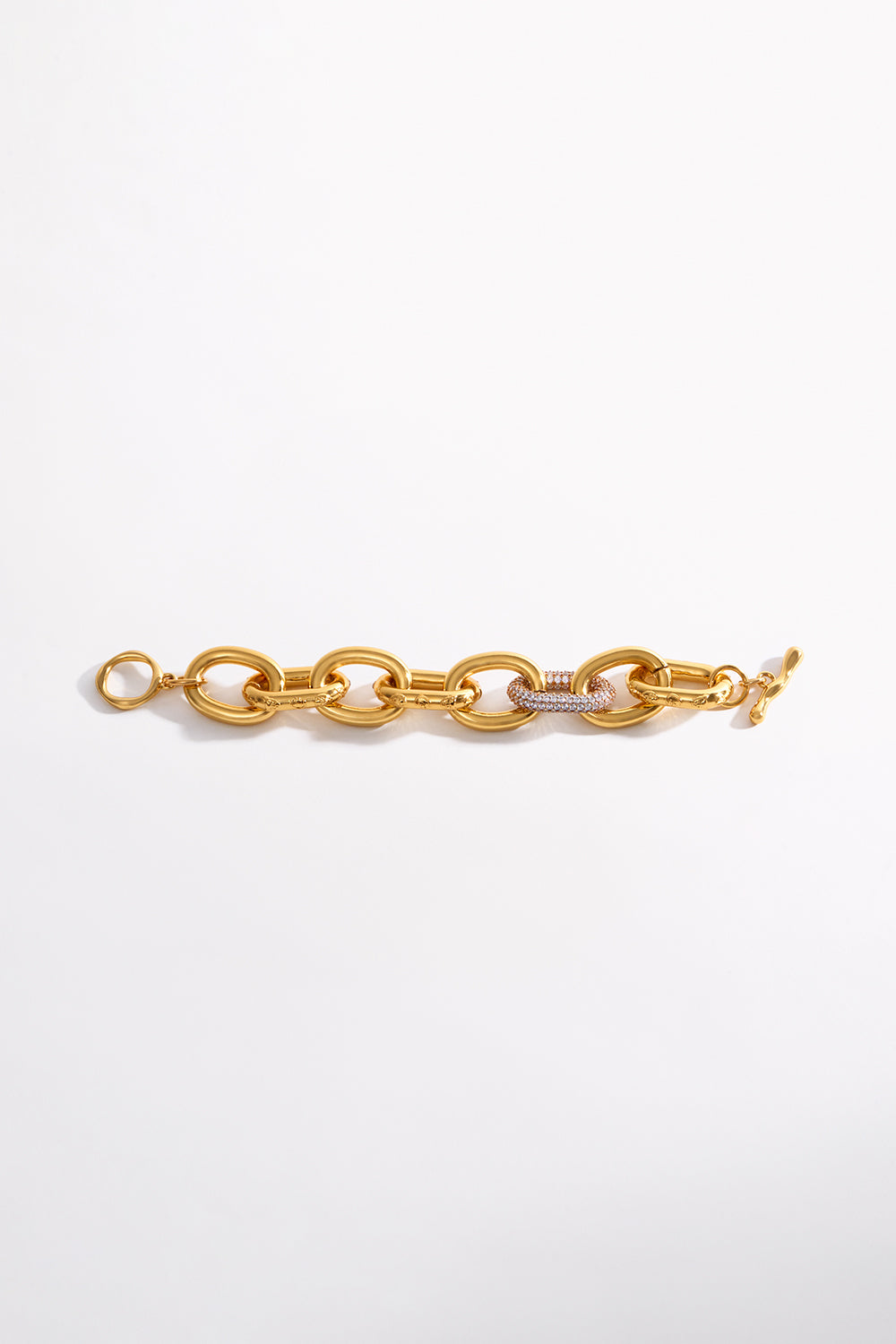 The CAMILLA COSMIC CARTOUCHE BRACELET GOLD