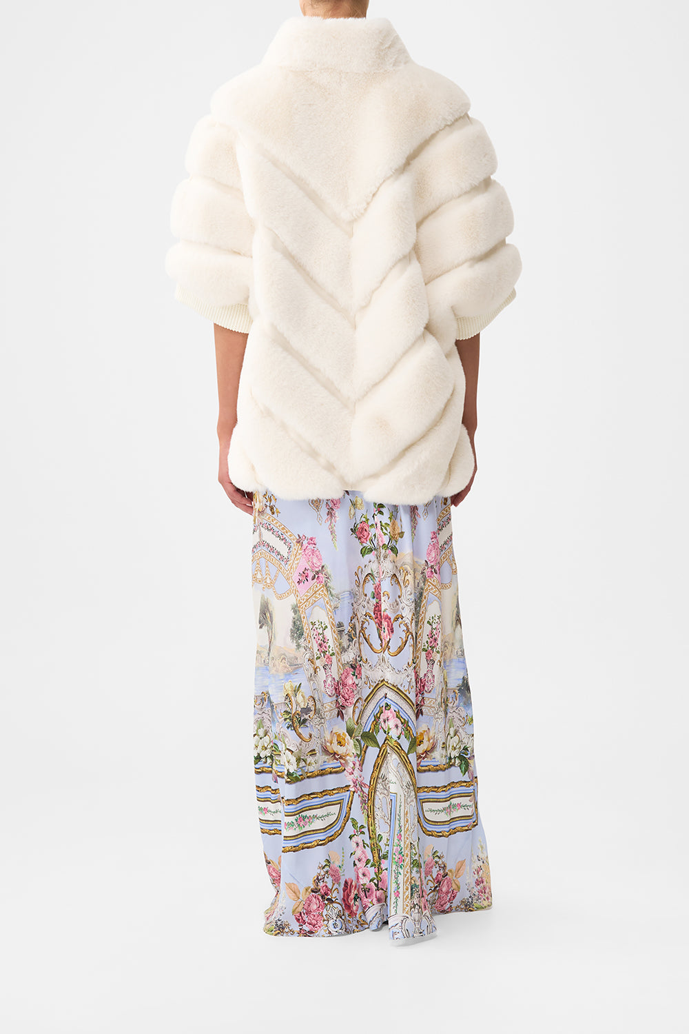 FAUX FUR SHORT SLEEVE SLOUCH JACKET TILED IN TIME