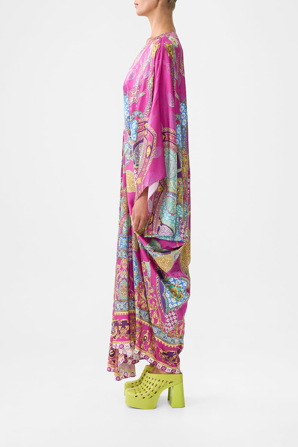 T SHAPE LONG KAFTAN CONCUBINES, SULTANS & COURTIERS