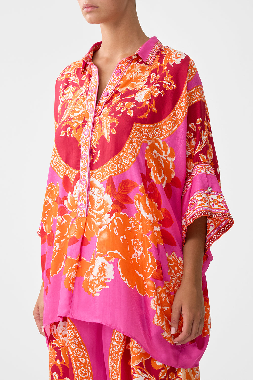 BATWING SHIRT TILES OF TÜRKIYE