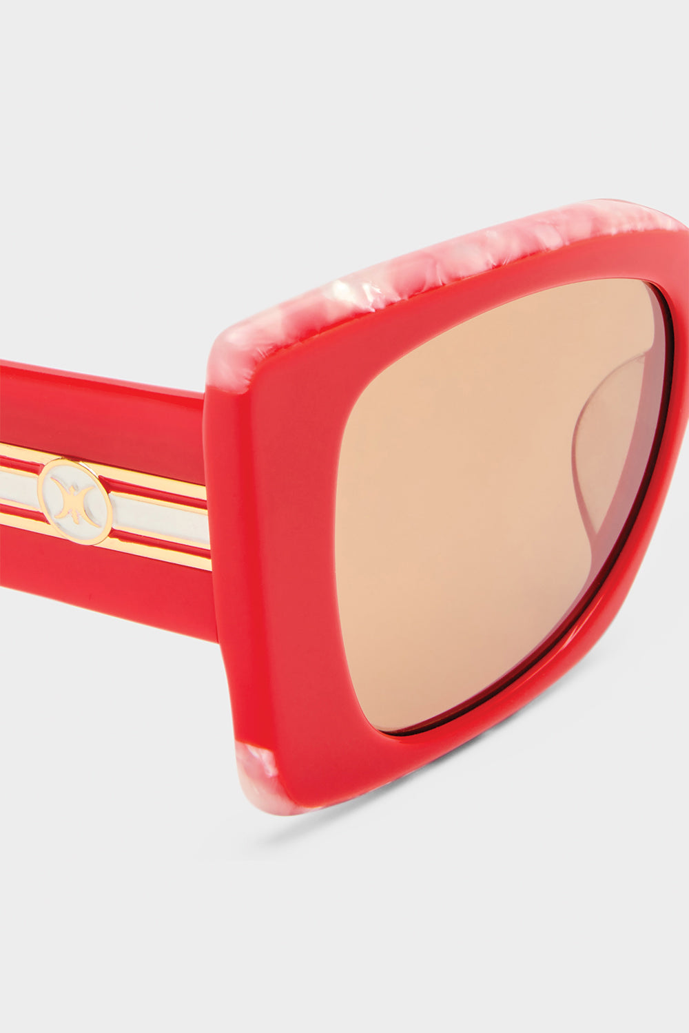 The CAMILLA WHERE'S MY VALET SUNGLASSES SOLID POPPY / IVORY MARBLE GOLD