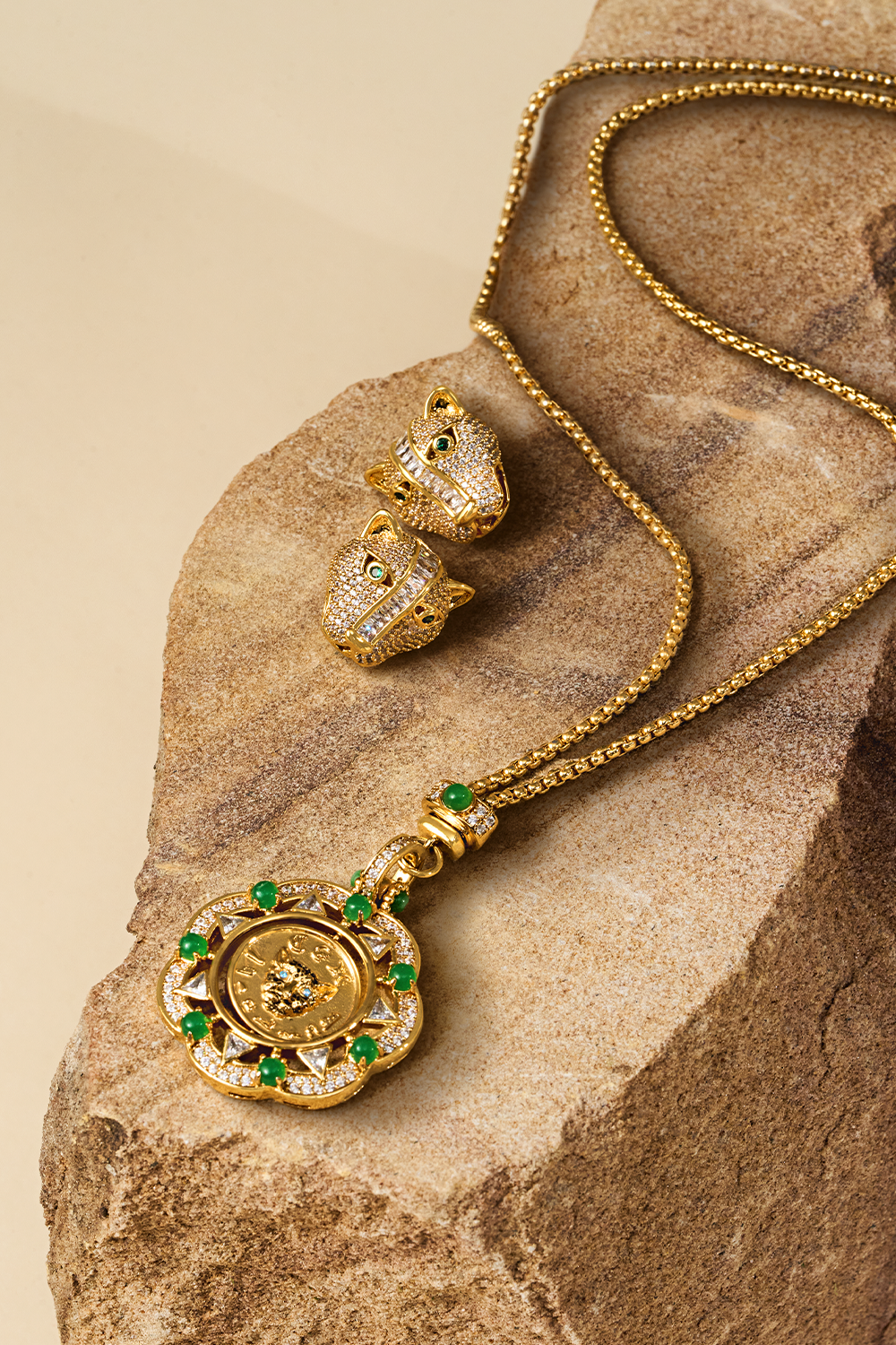 The CAMILLA FIERCE FOLKLORE PENDANT NECKLACE GOLD