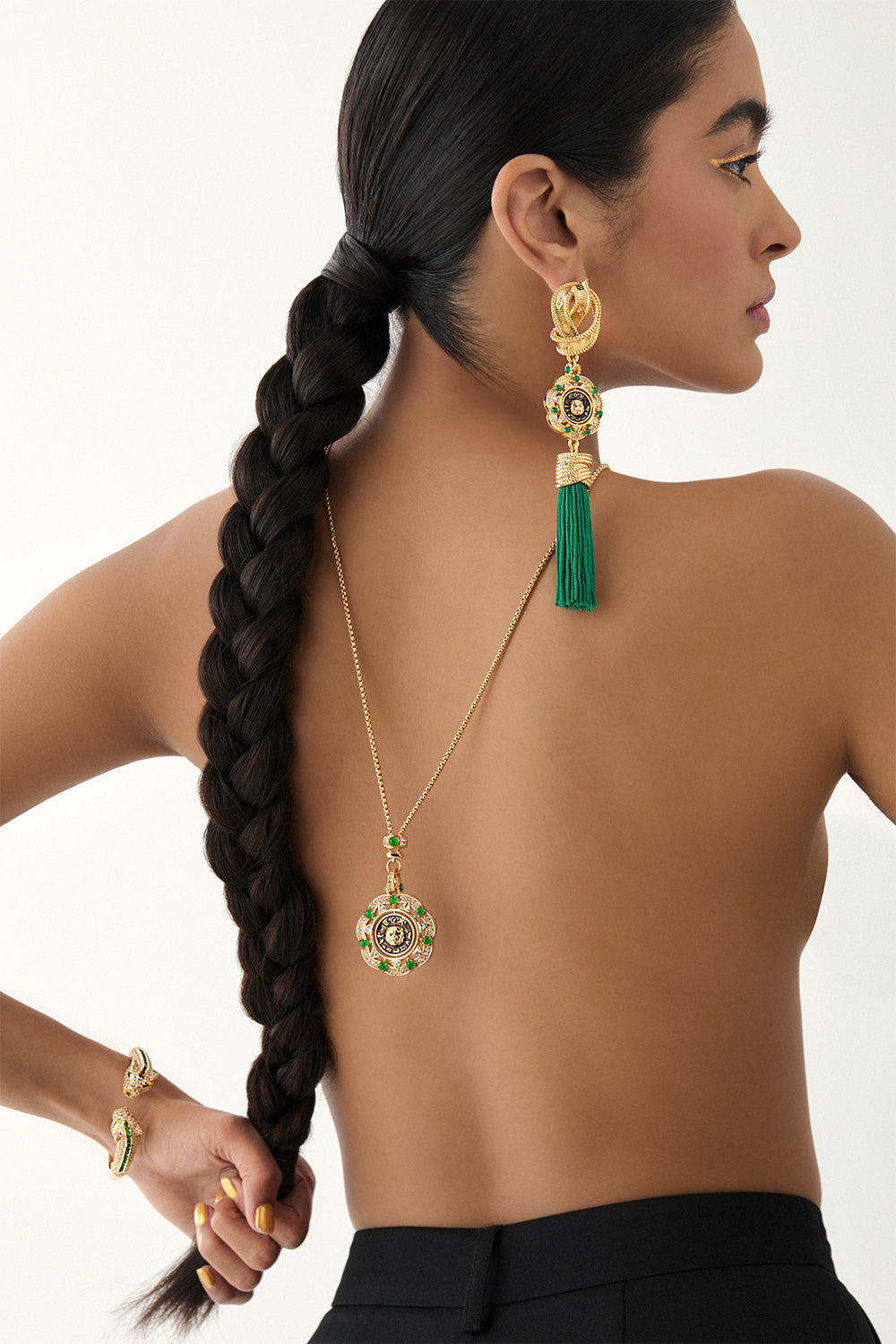 The CAMILLA FIERCE FOLKLORE PENDANT NECKLACE GOLD