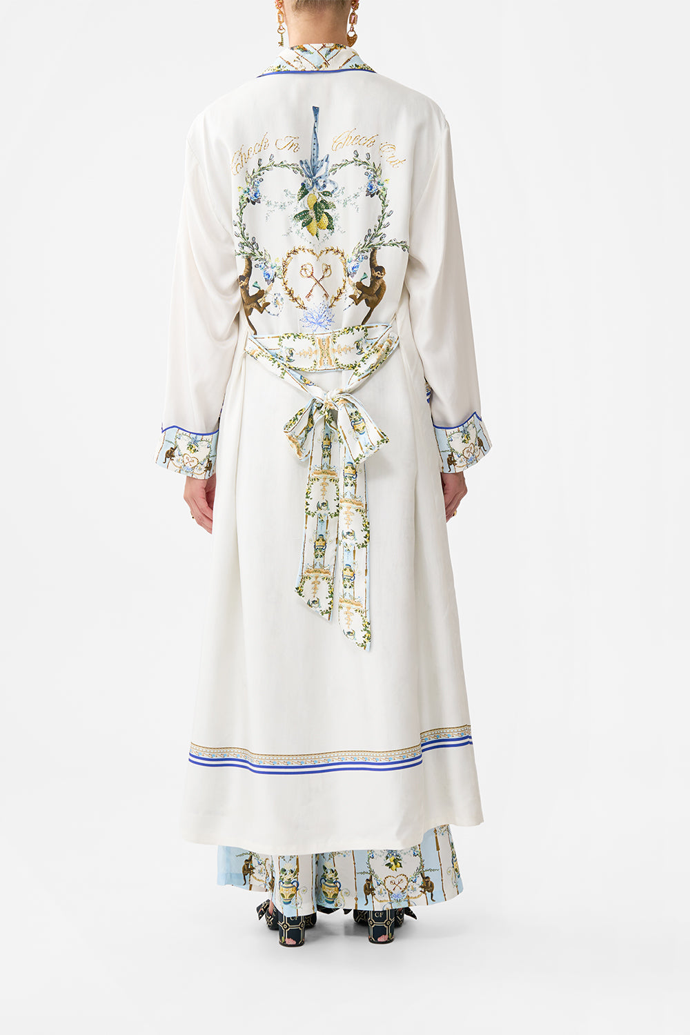 The CAMILLA LONG ROBE WITH TIE VENUS ON A VESPA