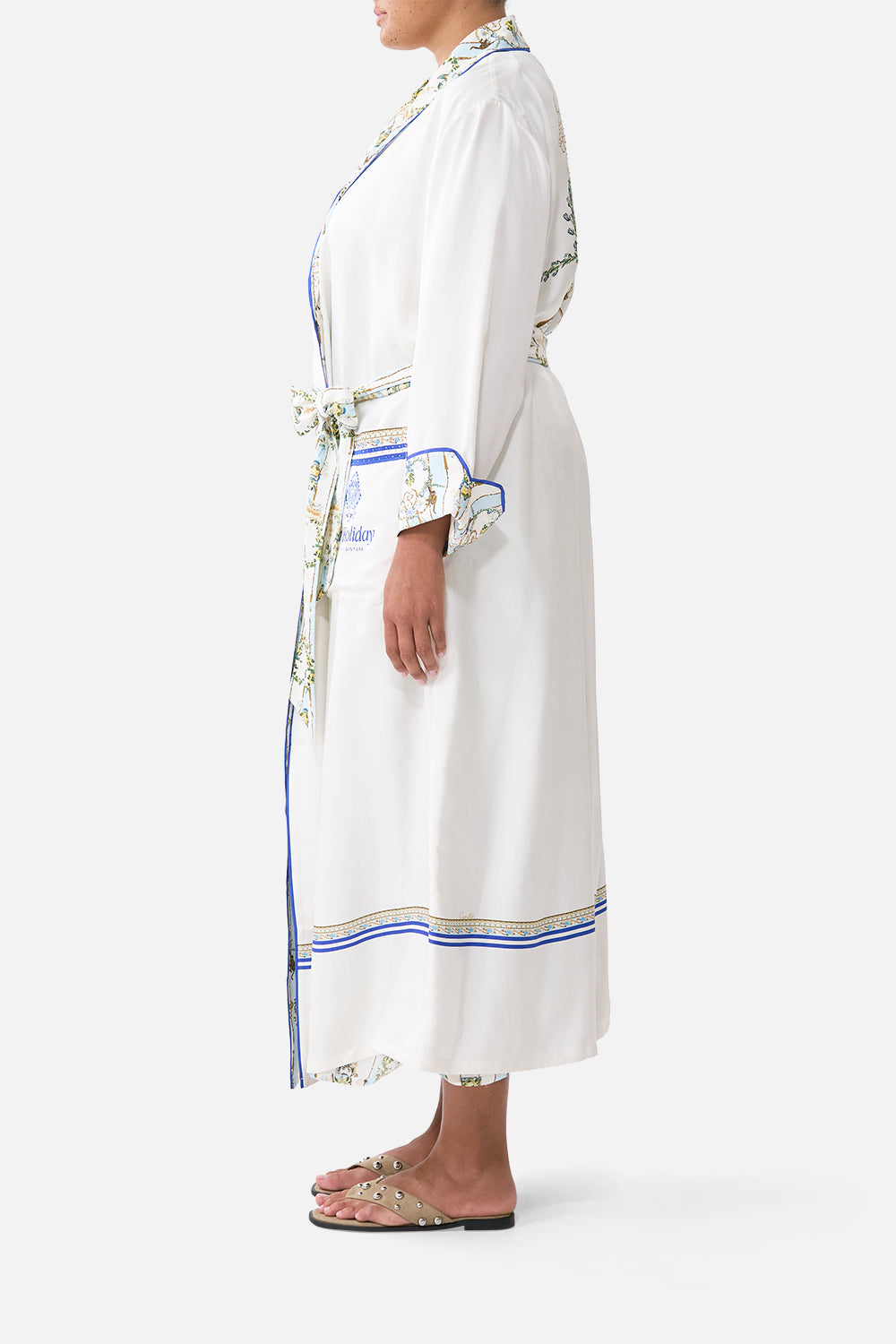 The CAMILLA LONG ROBE WITH TIE VENUS ON A VESPA