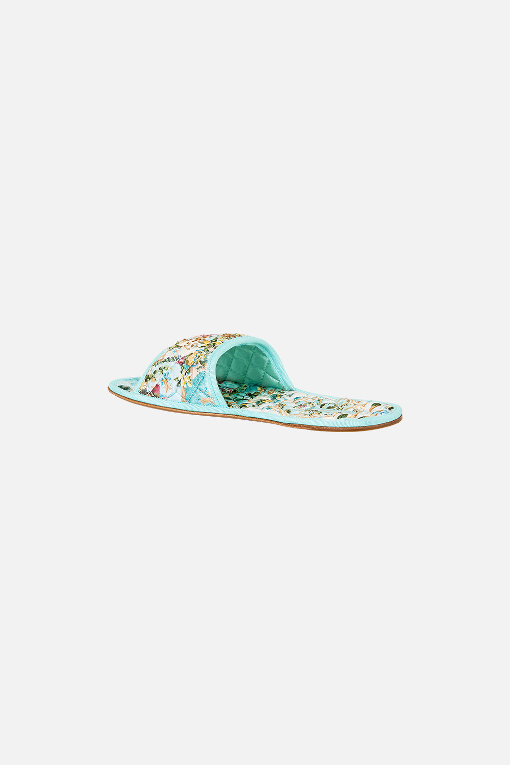 The CAMILLA SLIPPERS WITH TRAVEL CASE VENUS ON A VESPA