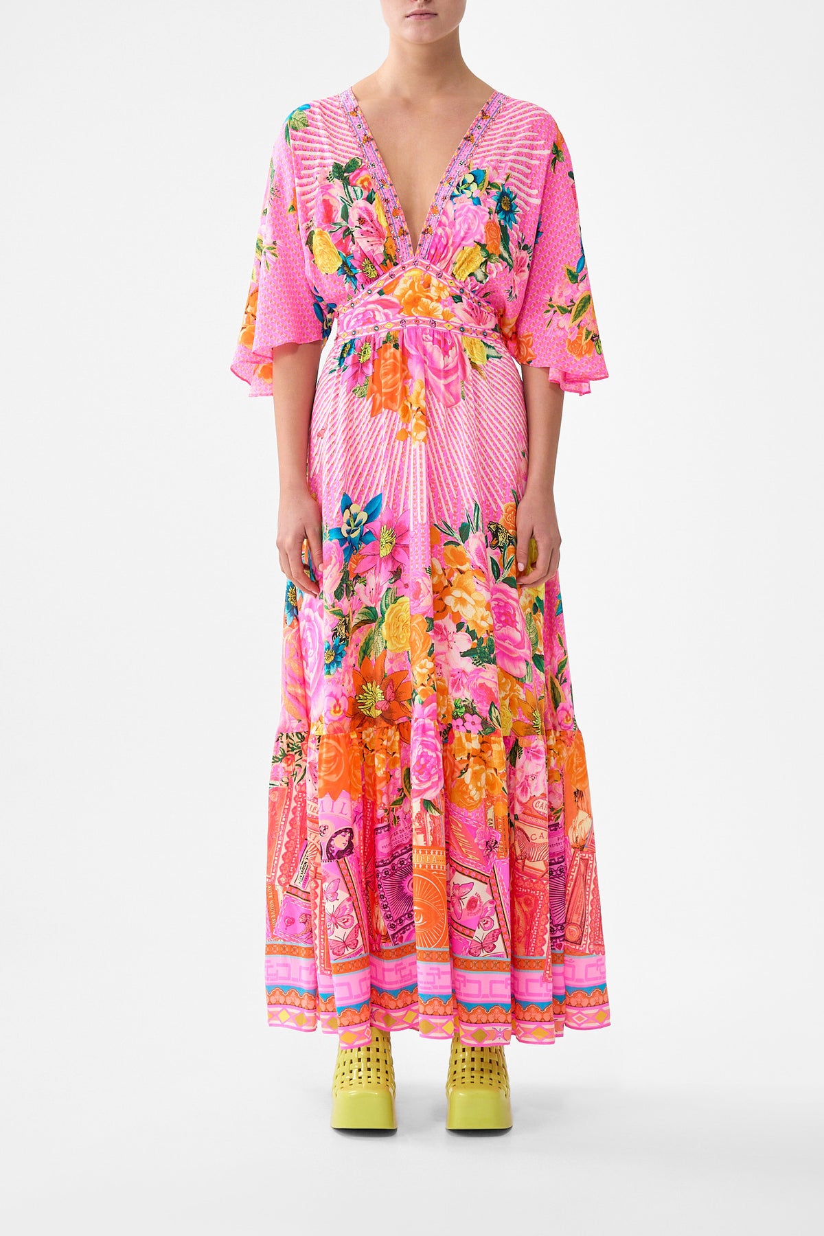 WAISTED DRESS WITH HEM RUFFLE ILLUSTRATION NATION