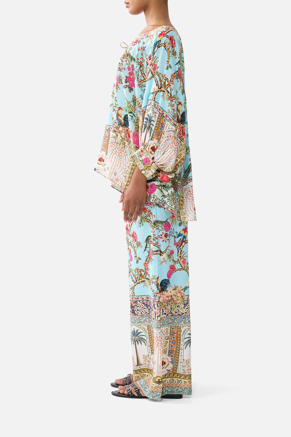 The CAMILLA RAGLAN SLEEVE BLOUSE WITH CUFF SULTANS AND QUEENS