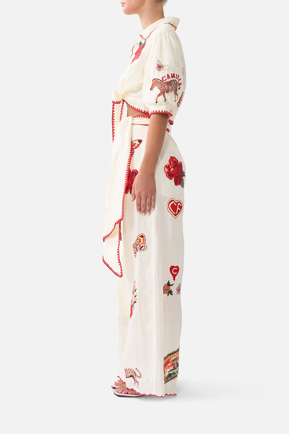 The CAMILLA CROPPED TOP WITH TIE FRONT HIGH CLASS HOOKAH