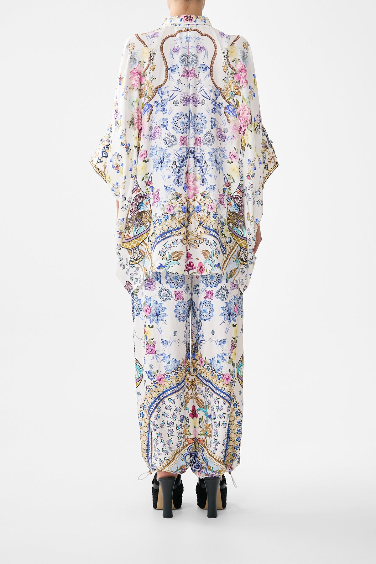The CAMILLA BATWING SHIRT ALL ABOUT THAT LACE