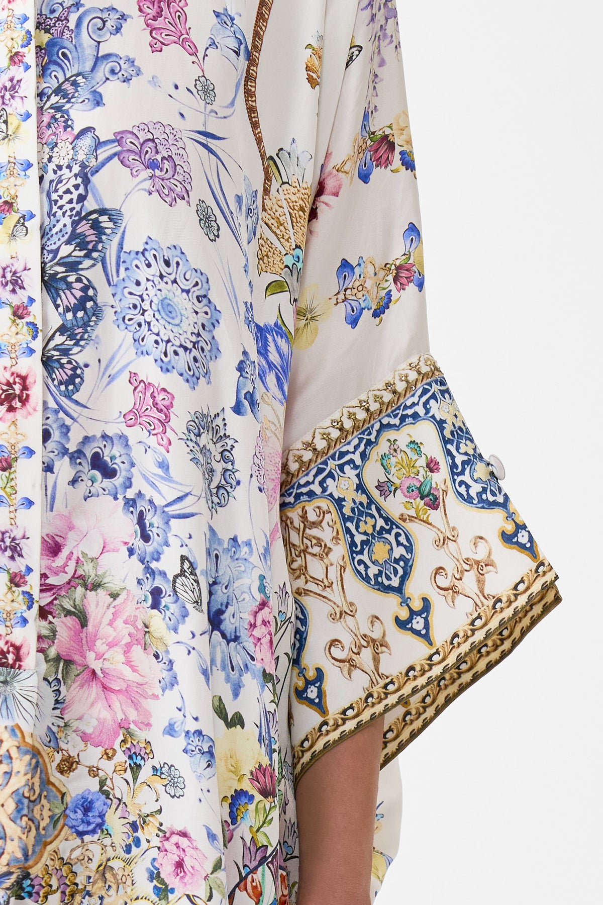 The CAMILLA BATWING SHIRT ALL ABOUT THAT LACE