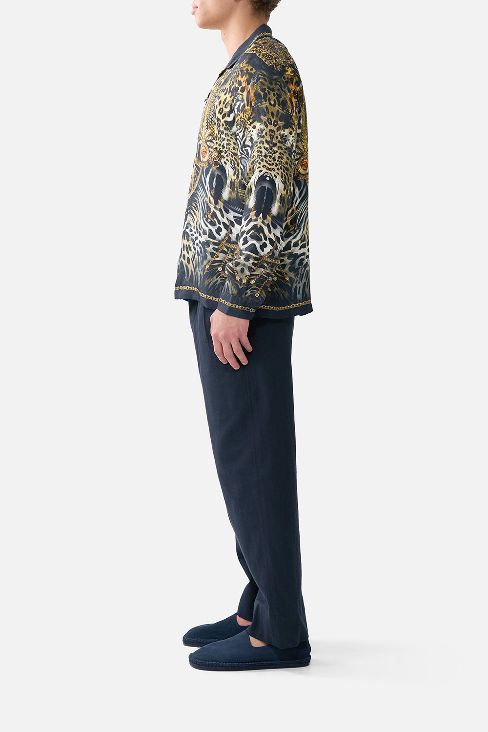 LONG SLEEVE CAMP COLLARED SHIRT FELINE FOLKLORE