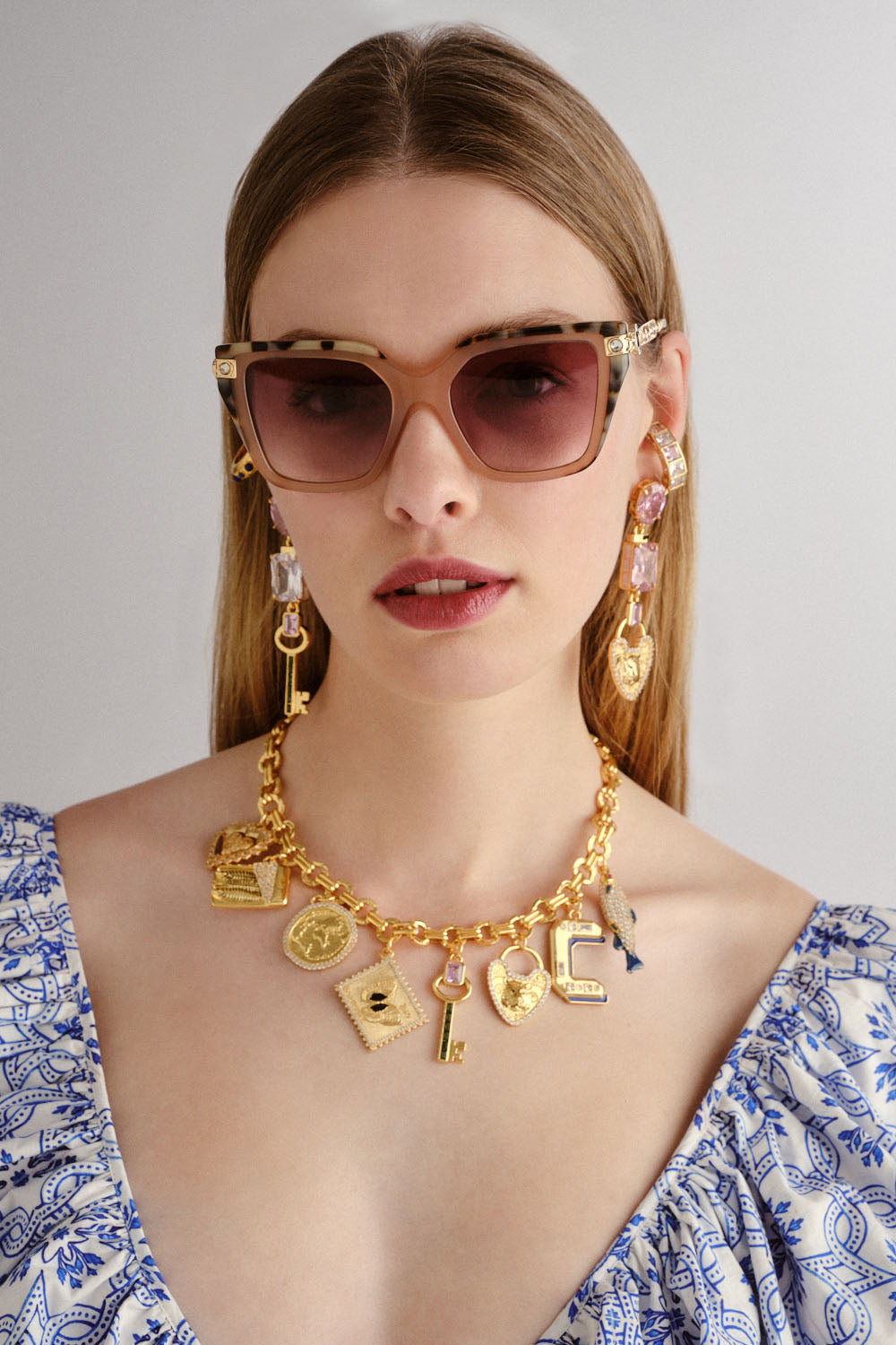 LOCKETS LOADED EAR CUFF GOLD