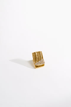 CAMILLA Lockets Loaded Ring in Gold print