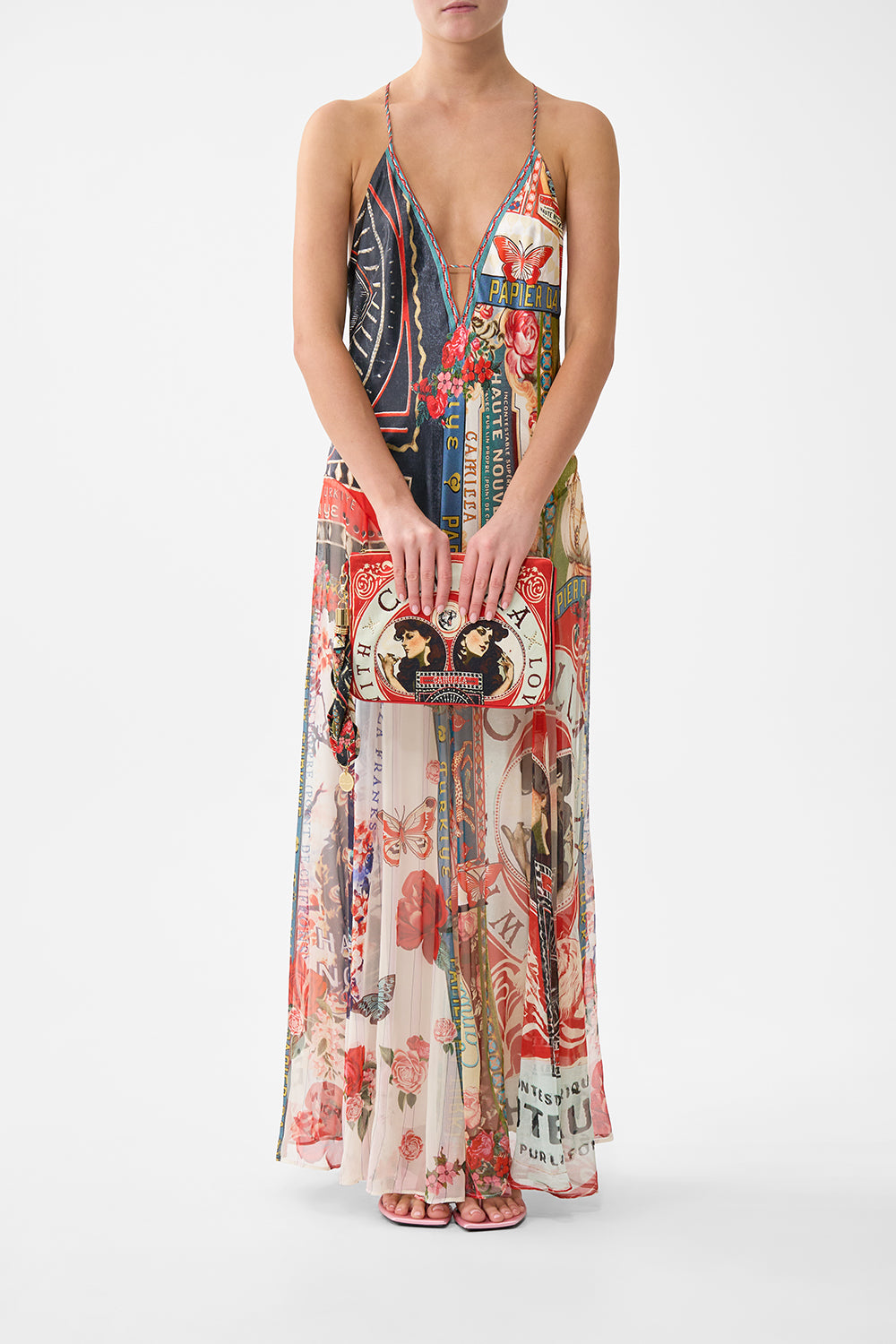 The CAMILLA SCARF CLUTCH HIGH CLASS HOOKAH