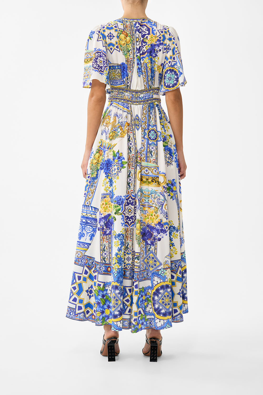 SHAPED WAISTBAND DRESS WITH FLUTTER SLEEVES ESPAÑA NIRVANA