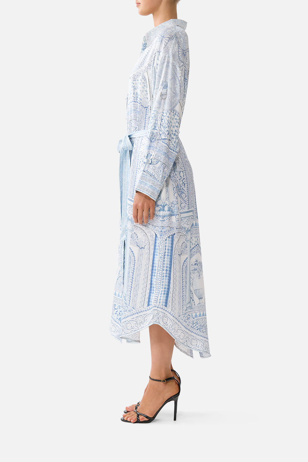 SHIRT DRESS WITH BACK BUTTON DETAIL THE HUM OF THE ALHAMBRA