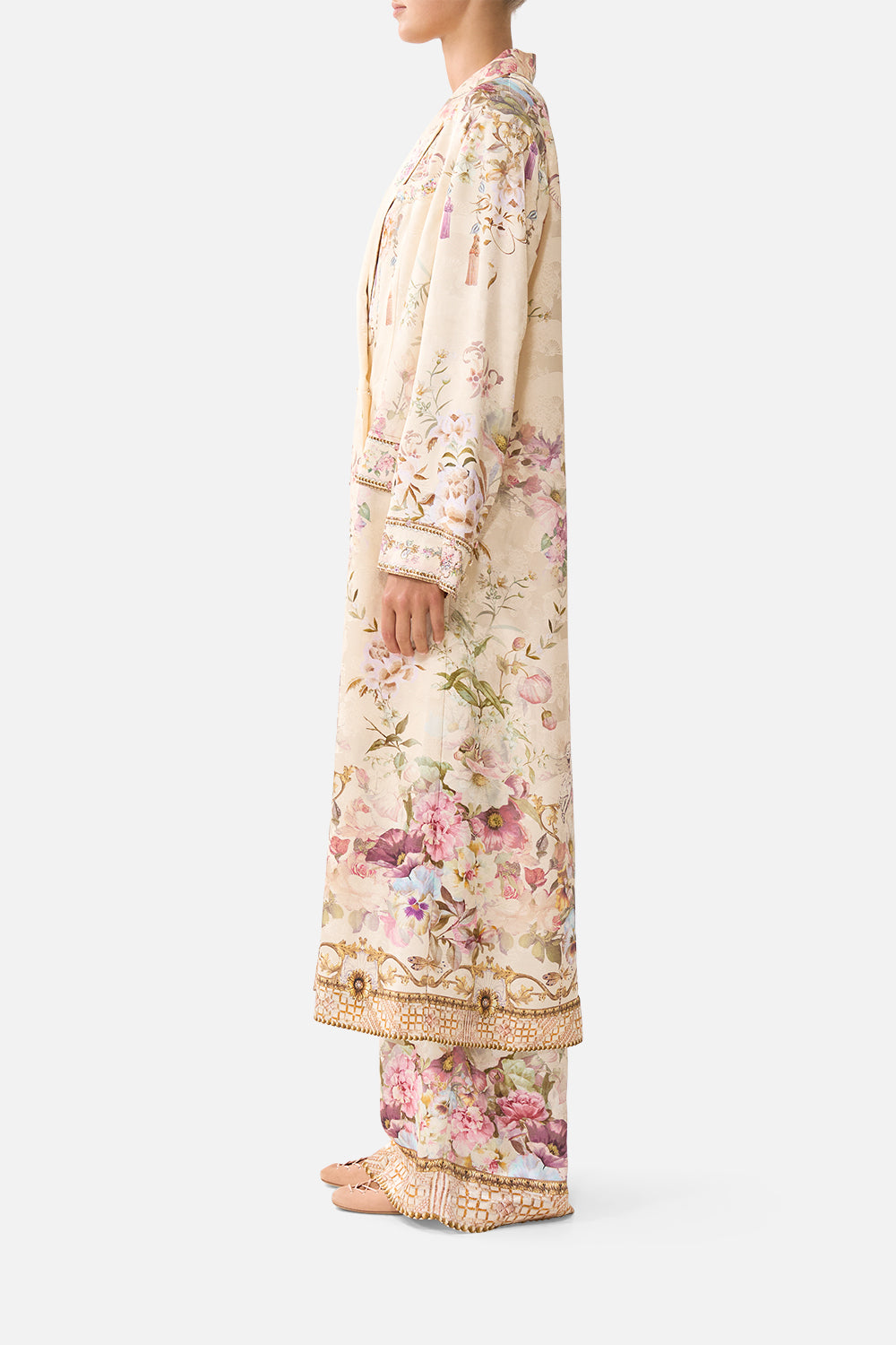 TAILORED OVERSIZED COAT ADORNED IN ARANJUEZ