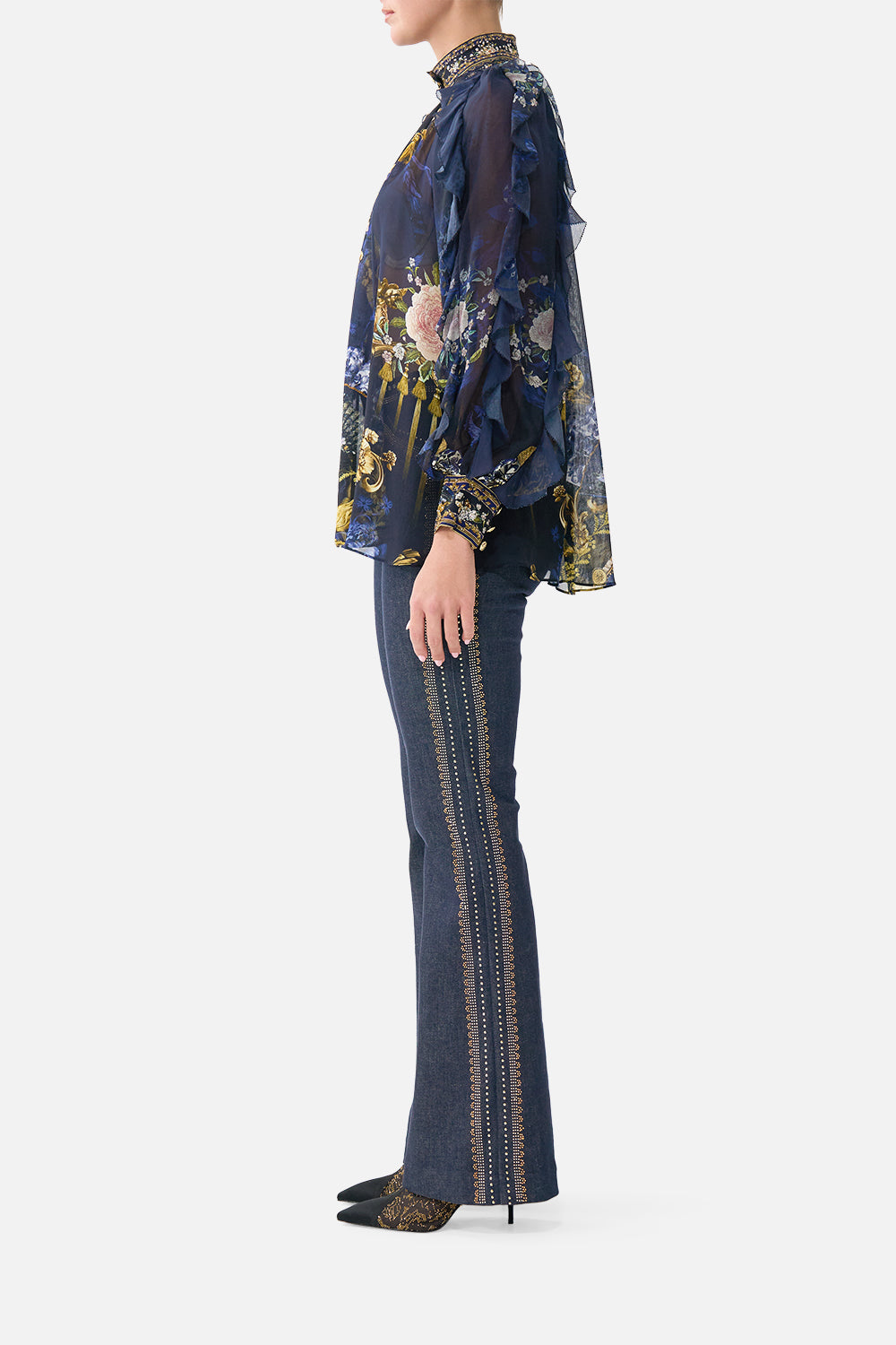 The CAMILLA RELAXED BLOUSE WITH FRILL SLEEVE DETAIL NOTES FROM THE BLUE ROOM