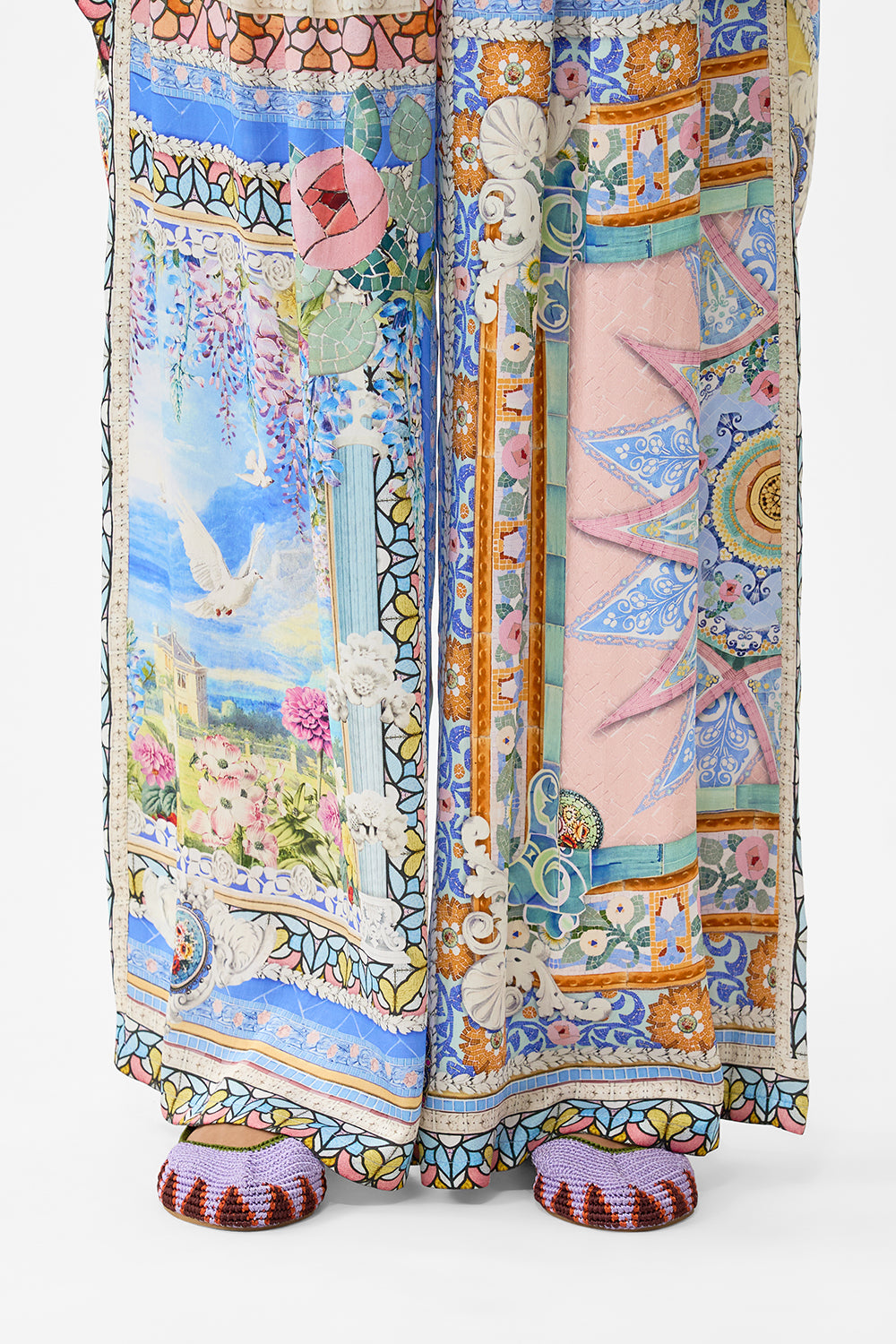 The CAMILLA TUCK FRONT PANT NAVÀS NOUVEAU