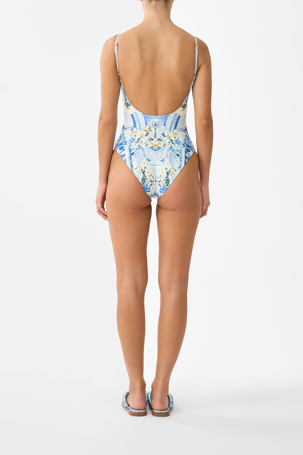 The CAMILLA CONTINUOUS UNDERWIRE ONE PIECE WITH KEYHOLE DE NADA GRANADA