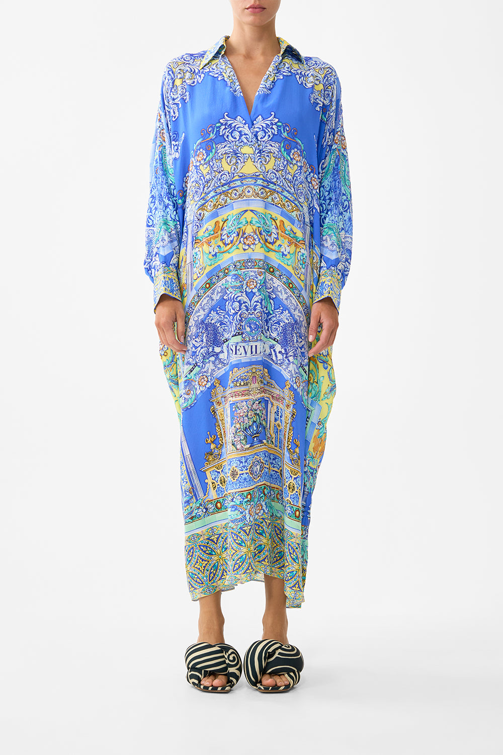 WING COLLAR KAFTAN BENEATH THE ANDALUSIAN SUN