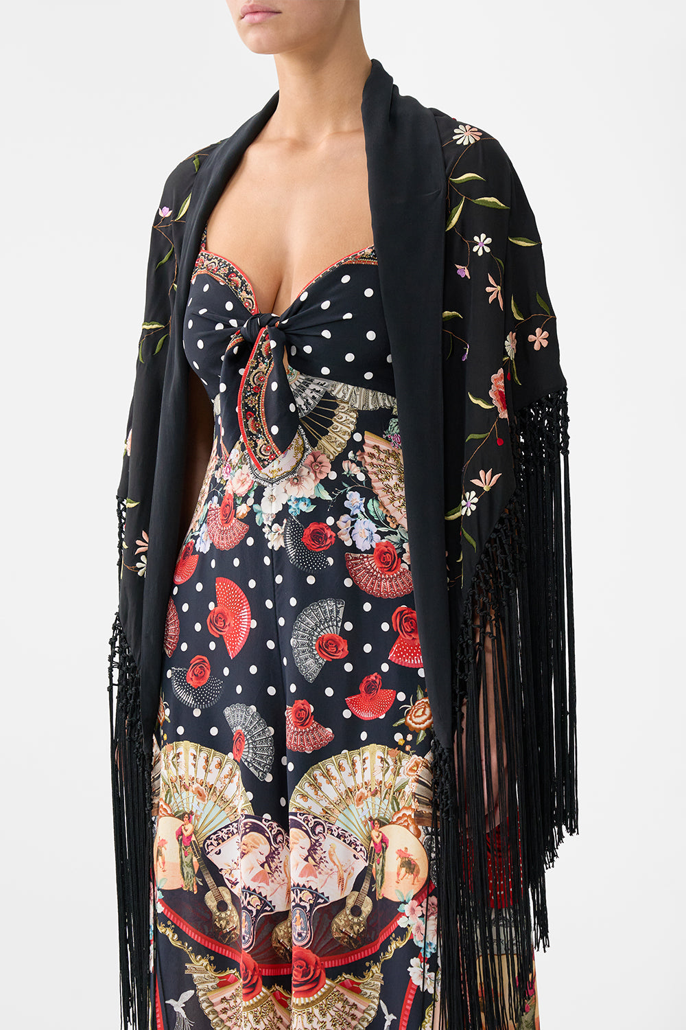 MACRAME SHAWL DAUGHTERS OF DUENDE