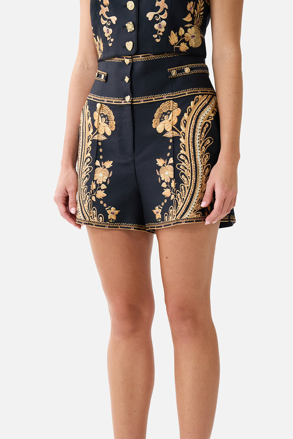 HIGH WAIST SHORT WITH BUTTON DETAIL TAURUS RISING