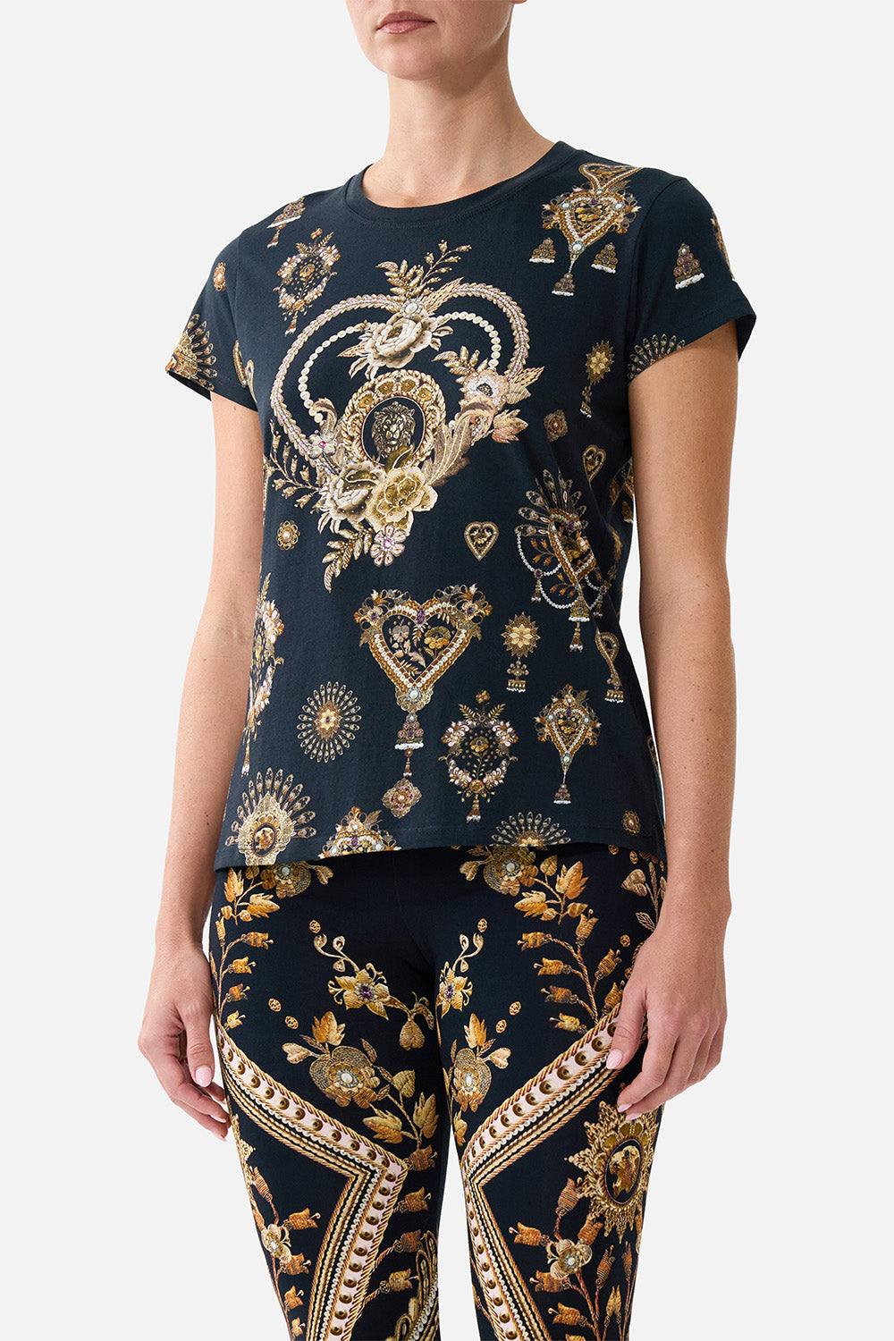 SLIM FIT ROUND NECK T-SHIRT TAURUS RISING