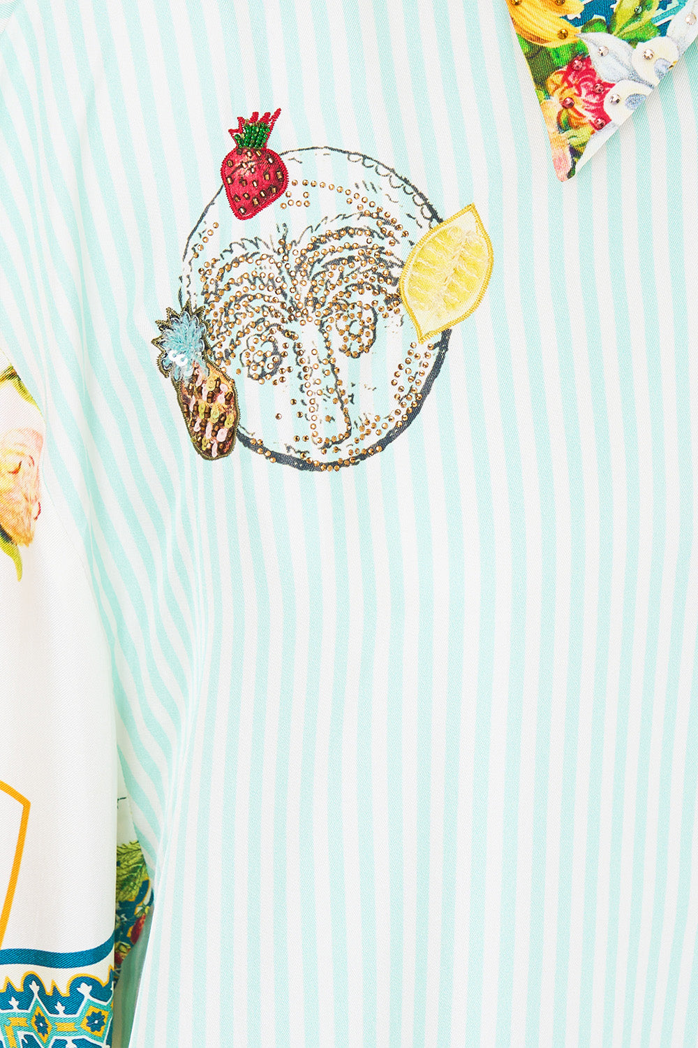 LONG SLEEVE OVERSIZED SHIRT WITH POCKET MAGIC OF THE MERCADO