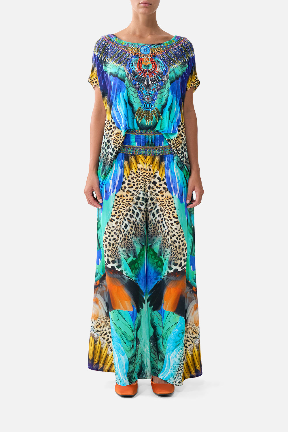 The CAMILLA LOOSE FIT TEE JUNGLE FLIGHTJUNGLE FLIGHT