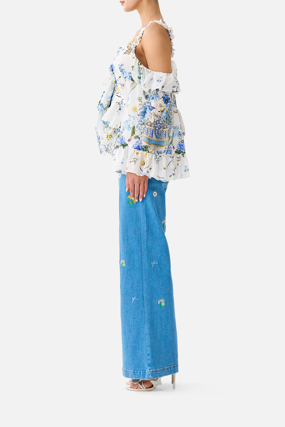 COLD SHOULDER RUFFLE TOP DANDELION SKIES