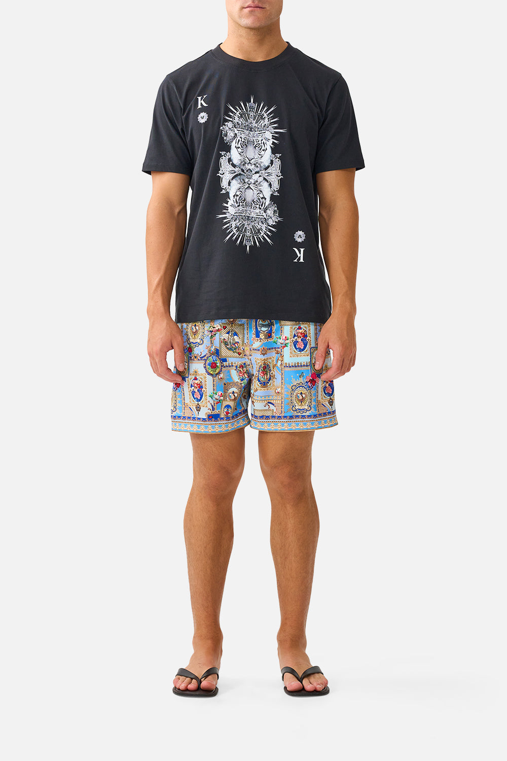 The CAMILLA RELAXED HEAVYWEIGHT CREW NECK TEE VERSES IN VINTAGEVERSES IN VINTAGE