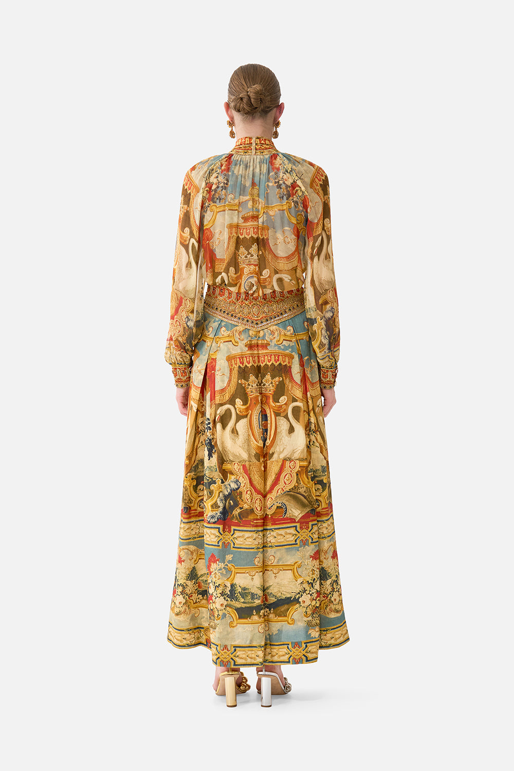 The CAMILLA Detachable Pussy Bow Raglan Blouse in our Lifeís Rich Tapestry print.
