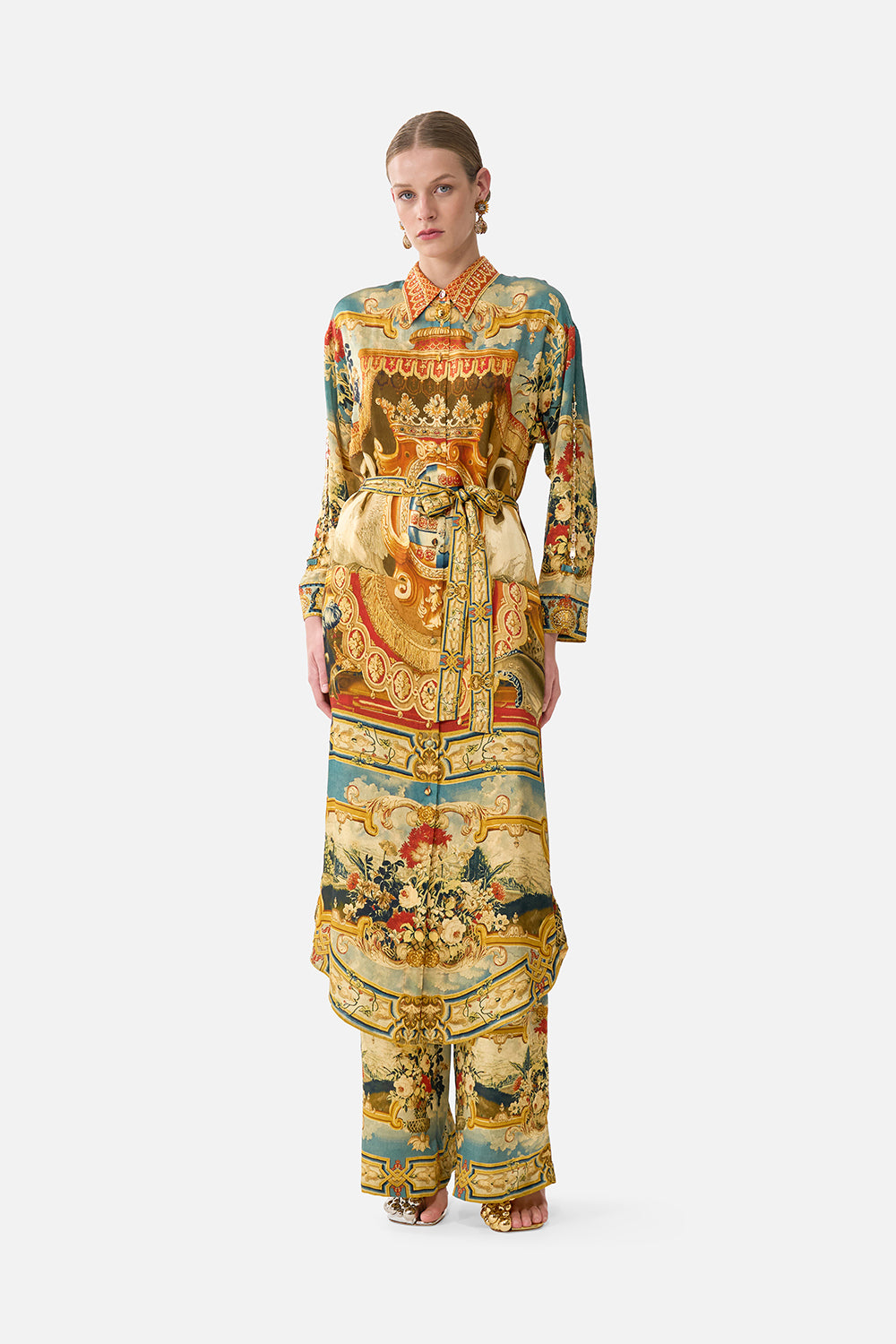 The CAMILLA Shirt Dress With Back Button Detail in our Lifeís Rich Tapestry print.