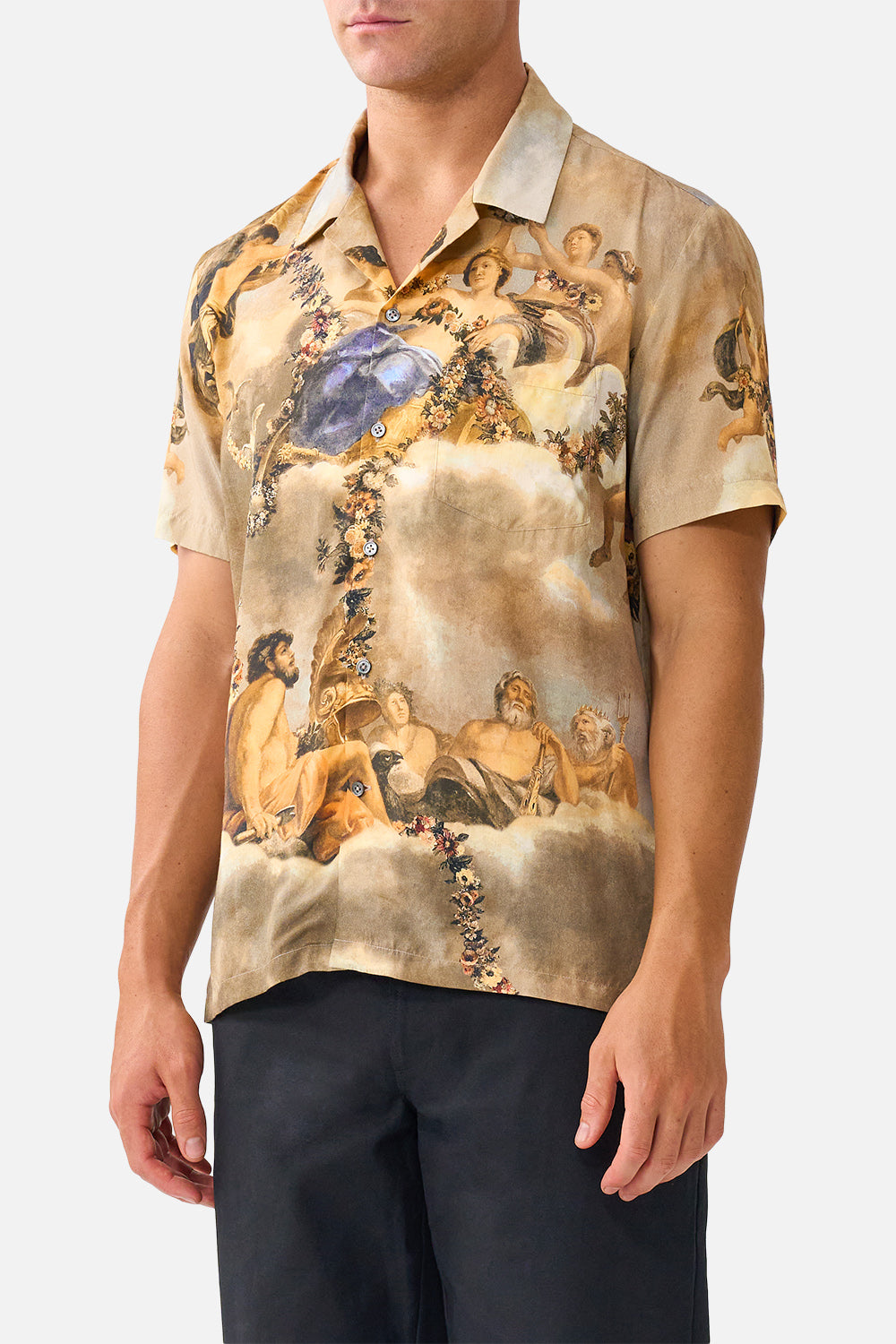 SHORT SLEEVE CAMP COLLARED SHIRT QUEEN OF BOHEMIA