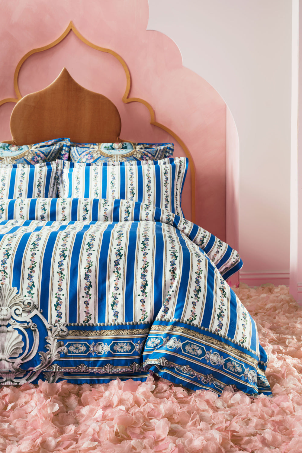 The CAMILLA QUILT COVER SET OTTOMAN OPULENCE