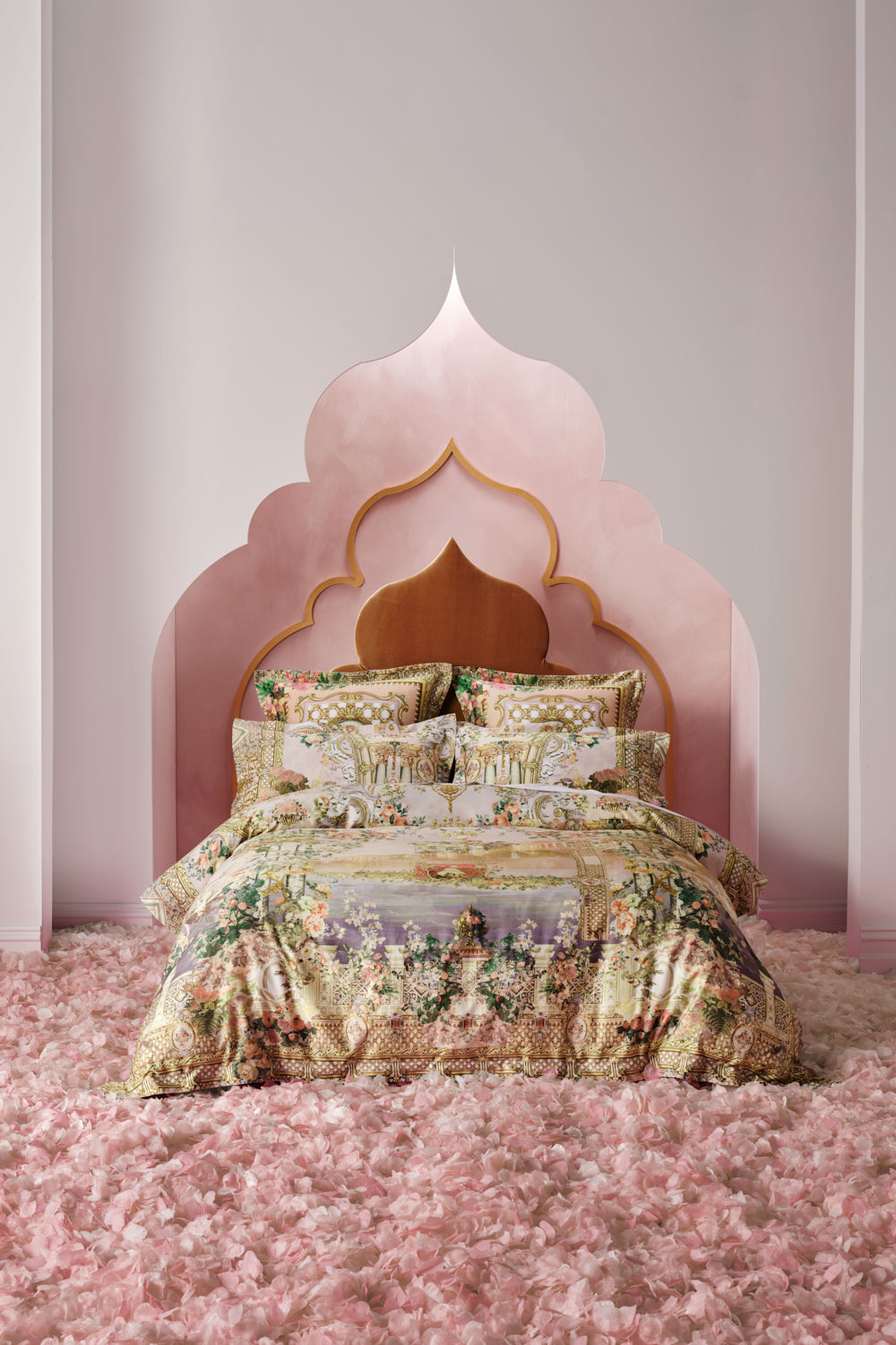 The CAMILLA QUILT COVER SET TWILIGHT IN ISTANBULTWILIGHT IN ISTANBUL