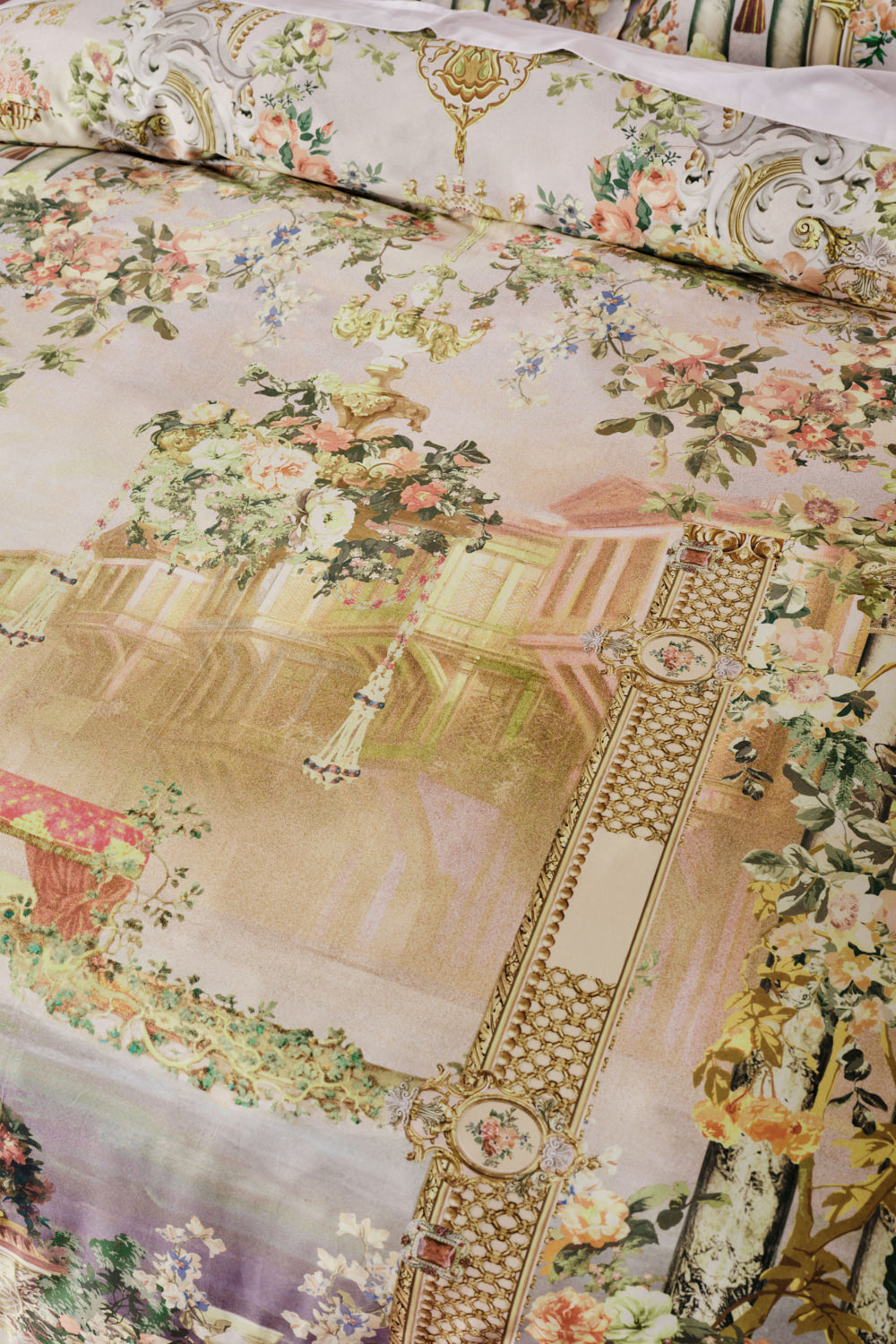 The CAMILLA QUILT COVER SET TWILIGHT IN ISTANBUL