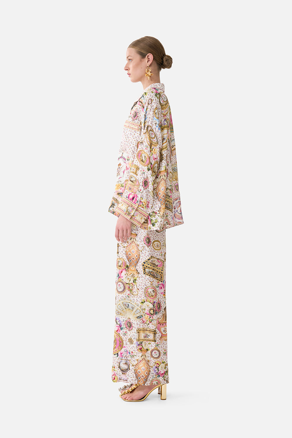 The CAMILLA Wide Leg Waisted Pant in our In The Heart Of Art print.