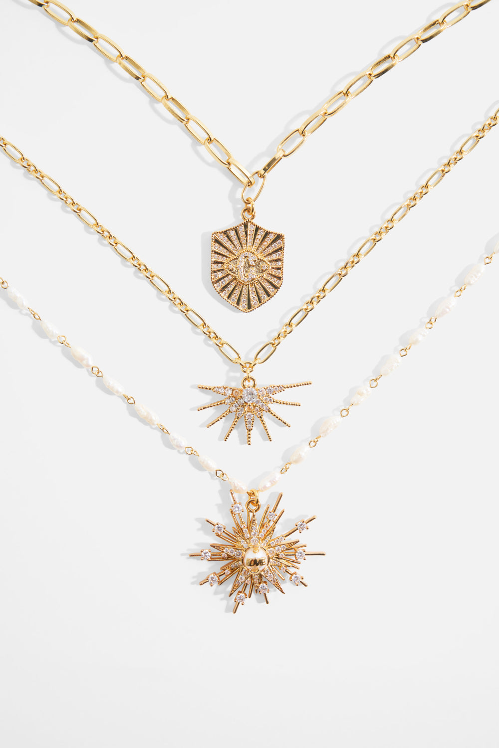 The CAMILLA PALAIS AETHERIA PENDANT NECKLACE GOLD