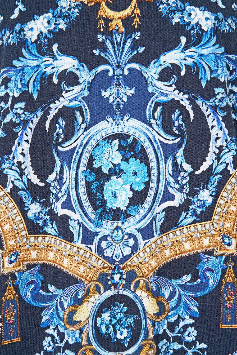 SLIM FIT ROUND NECK T-SHIRT SWEET SACRÉ BLEU