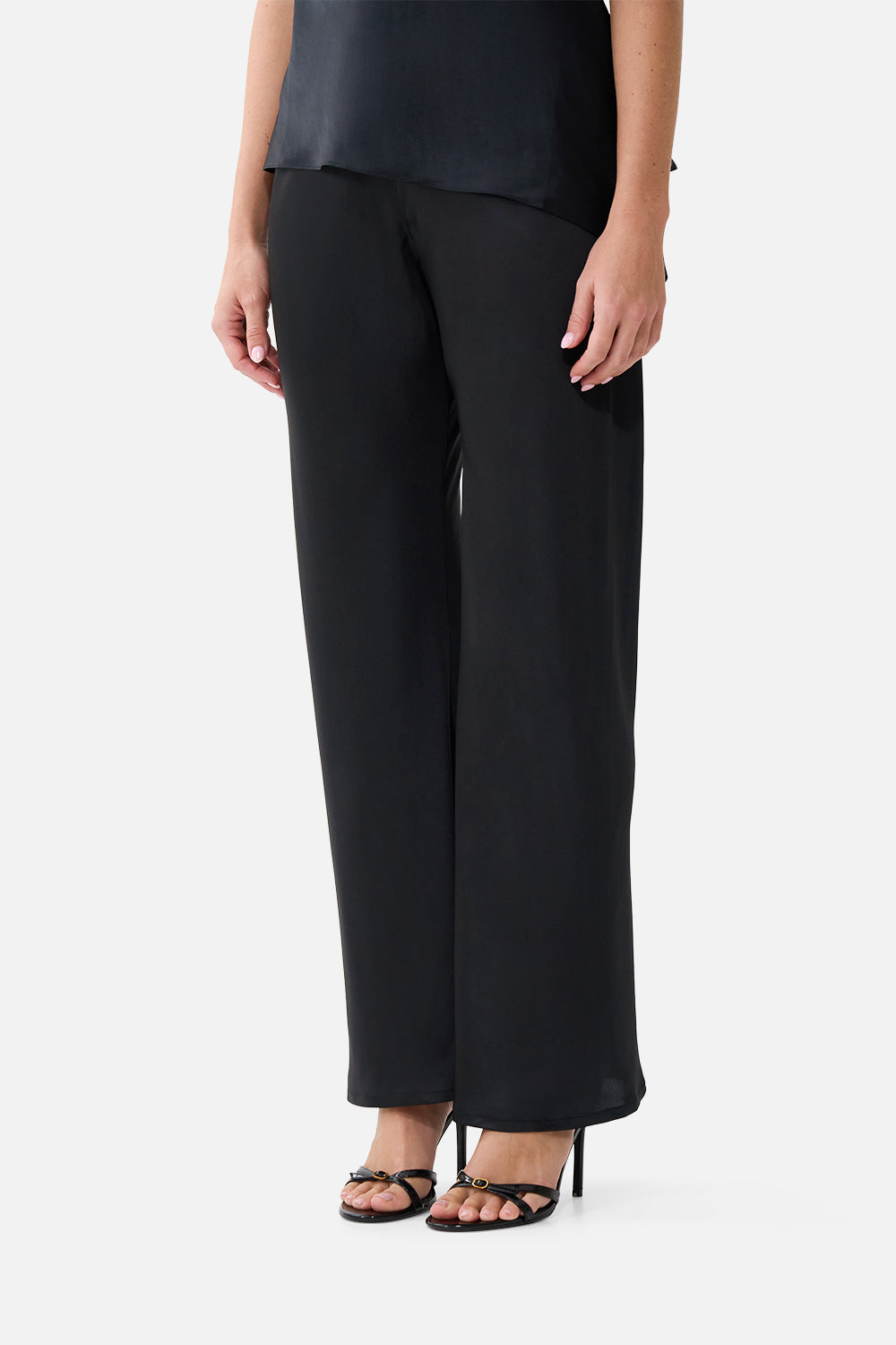ASYMMETRIC DRAPED TOP SILK ESSENTIALS