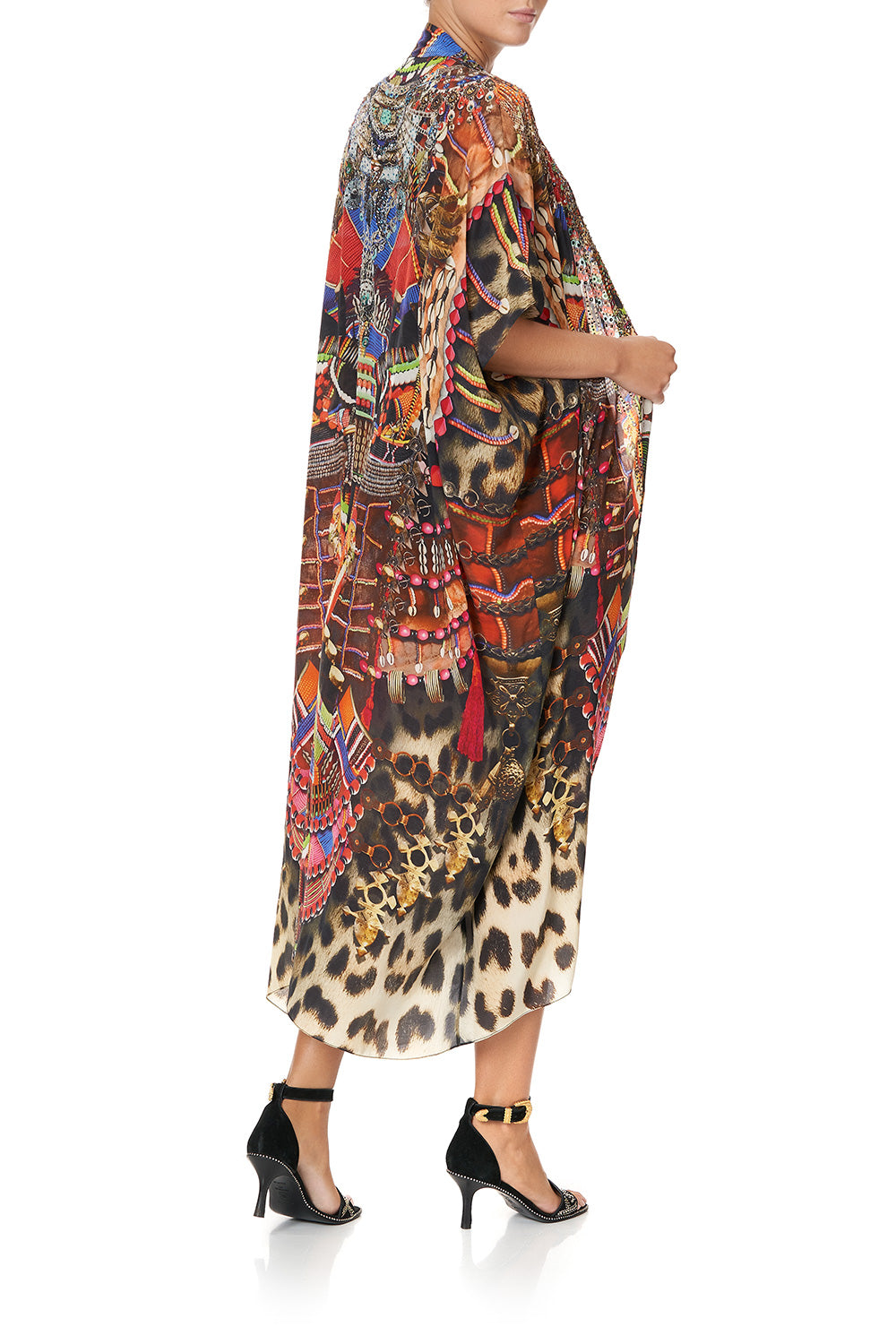 KIMONO COAT SPEAKING IN COLOUR